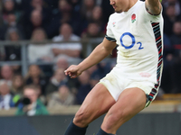 Marcus Smith of England (Harlequins) plays during the Autumn Nations Series International Rugby match between England and New Zealand at All...