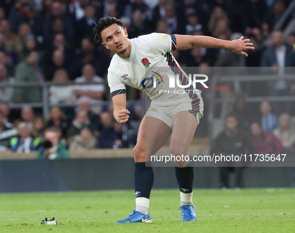 Marcus Smith of England (Harlequins) plays during the Autumn Nations Series International Rugby match between England and New Zealand at All...