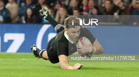 Beauden Barrett of New Zealand scores a try that the referee disallows during the Autumn Nations Series International Rugby match between En...