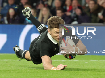 Beauden Barrett of New Zealand scores a try that the referee disallows during the Autumn Nations Series International Rugby match between En...