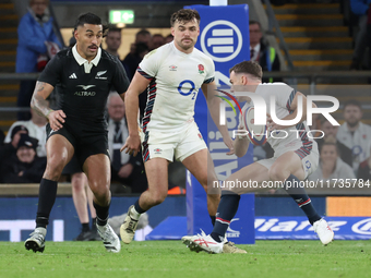 From left to right, England's Henry Slade (Exeter Chiefs) and England's George Ford (Sale Sharks) play during the Autumn Nations Series Inte...