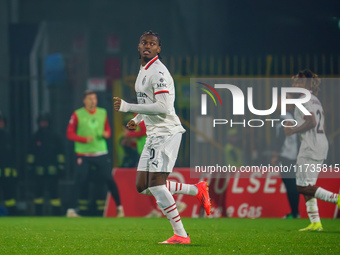 Rafael Leao plays during the AC Monza vs AC Milan Serie A match at U-Power Stadium in Monza, Italy, on November 2, 2024. (