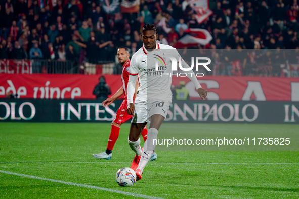 Rafael Leao plays during the AC Monza vs AC Milan Serie A match at U-Power Stadium in Monza, Italy, on November 2, 2024. 