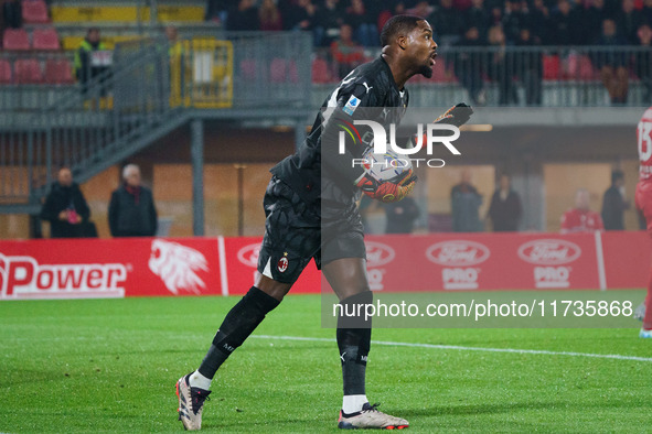 Mike Maignan participates in the match between AC Monza and AC Milan, Serie A, at U-Power Stadium in Monza, Italy, on November 2, 2024. 