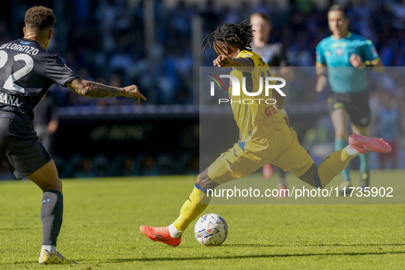 Ademola Lookman of Atalanta BC scores second goal during the Serie A match between SSC Napoli and Atalanta BC at Stadio Diego Armando Marado...