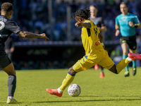 Ademola Lookman of Atalanta BC scores second goal during the Serie A match between SSC Napoli and Atalanta BC at Stadio Diego Armando Marado...