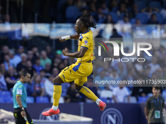 Ademola Lookman of Atalanta BC celebrates after scoring during the Serie A match between SSC Napoli and Atalanta BC at Stadio Diego Armando...