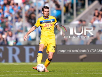 Marten de Roon of Atalanta BC during the serie Serie A Enilive match between SSC Napoli and Atalanta BC at Stadio Diego Armando Maradona on...