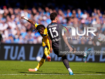 Ademola Lookman of Atalanta BC scores second goal during the serie Serie A Enilive match between SSC Napoli and Atalanta BC at Stadio Diego...