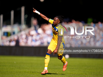 Ademola Lookman of Atalanta BC celebrates after scoring second goal during the serie Serie A Enilive match between SSC Napoli and Atalanta B...