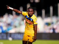 Ademola Lookman of Atalanta BC celebrates after scoring second goal during the serie Serie A Enilive match between SSC Napoli and Atalanta B...