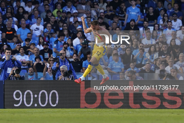 Mateo Retegui of Atalanta BC celebrates after scoring third goal during the Serie A match between SSC Napoli and Atalanta BC at Stadio Diego...