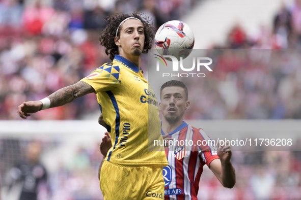 Fabio Silva of Las Palmas controls the ball during the La Liga 2024/25 match between Atletico de Madrid and Las Palmas at Riyadh Air Metropo...