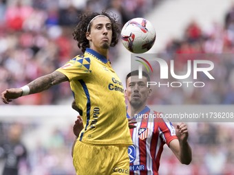 Fabio Silva of Las Palmas controls the ball during the La Liga 2024/25 match between Atletico de Madrid and Las Palmas at Riyadh Air Metropo...