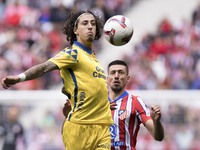 Fabio Silva of Las Palmas controls the ball during the La Liga 2024/25 match between Atletico de Madrid and Las Palmas at Riyadh Air Metropo...