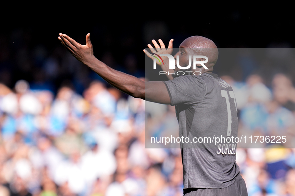 Romelu Lukaku of SSC Napoli looks dejected during the serie Serie A Enilive match between SSC Napoli and Atalanta BC at Stadio Diego Armando...