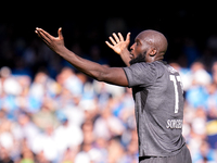 Romelu Lukaku of SSC Napoli looks dejected during the serie Serie A Enilive match between SSC Napoli and Atalanta BC at Stadio Diego Armando...