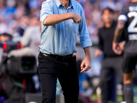 Gian Piero Gasperini Head Coach of Atalanta BC looks on during the serie Serie A Enilive match between SSC Napoli and Atalanta BC at Stadio...