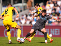 Marten de Roon of Atalanta BC and Billy Gilmour of SSC Napoli compete for the ball during the serie Serie A Enilive match between SSC Napoli...