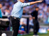 Gian Piero Gasperini Head Coach of Atalanta BC gestures during the serie Serie A Enilive match between SSC Napoli and Atalanta BC at Stadio...