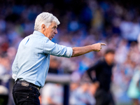 Gian Piero Gasperini Head Coach of Atalanta BC gestures during the serie Serie A Enilive match between SSC Napoli and Atalanta BC at Stadio...