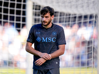 Khvicha Kvaratskhelia of SSC Napoli leaves the pitch dejected during the serie Serie A Enilive match between SSC Napoli and Atalanta BC at S...