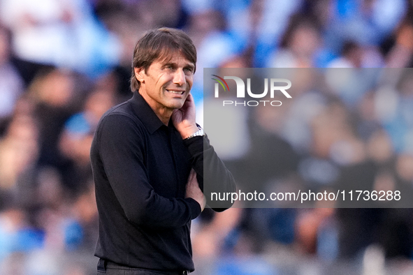 Antonio Conte Head Coach of SSC Napoli looks on during the serie Serie A Enilive match between SSC Napoli and Atalanta BC at Stadio Diego Ar...