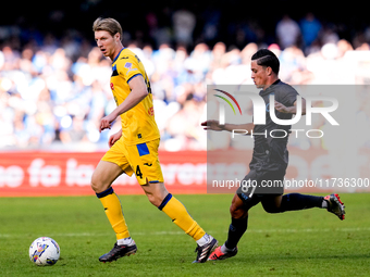 Marco Brescianini of Atalanta BC and Giacomo Raspadori of SSC Napoli compete for the ball during the serie Serie A Enilive match between SSC...