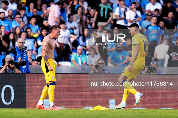 Mateo Retegui of Atalanta BC celebrates after scoring third goal during the serie Serie A Enilive match between SSC Napoli and Atalanta BC a...