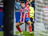 Giuliano Simeone of Atletico de Madrid celebrates his goal during the La Liga EA Sports 2024/25 football match between Atletico de Madrid an...