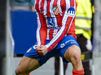 Giuliano Simeone of Atletico de Madrid celebrates his goal during the La Liga EA Sports 2024/25 football match between Atletico de Madrid an...