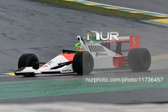 Lewis Hamilton pays tribute to Ayrton Senna during the Formula 1 Lenovo Grande Premio De Sao Paulo 2024 in Sao Paulo, Brazil, on November 3,...