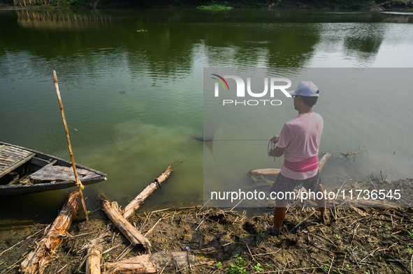 Jalangi River Is Almost Devoid Of Fish Due To Pollution. Casting A Net For Fish In A River Often Results In Garbage Arriving Instead Of Fish...