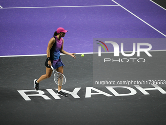 RIYADH, SAUDI ARABIA - NOVEMBER 03: Iga Swiatek of Poland during her match against Barbora Krejcikovas of Czech Republic on day 2 of the 202...