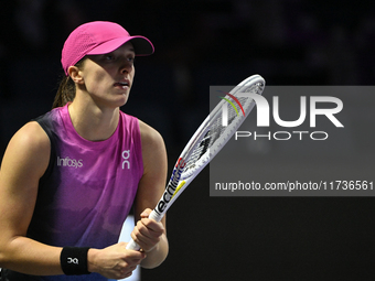 RIYADH, SAUDI ARABIA - NOVEMBER 03: Iga Swiatek of Poland during her match against Barbora Krejcikovas of Czech Republic on day 2 of the 202...