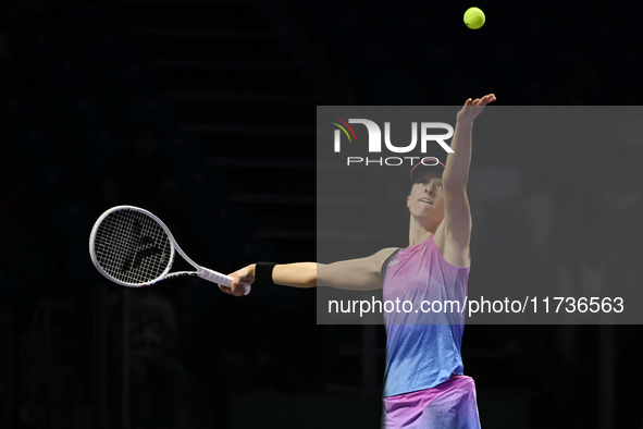 RIYADH, SAUDI ARABIA - NOVEMBER 03: Iga Swiatek of Poland during her match against Barbora Krejcikovas of Czech Republic on day 2 of the 202...