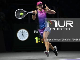 RIYADH, SAUDI ARABIA - NOVEMBER 03: Iga Swiatek of Poland during her match against Barbora Krejcikovas of Czech Republic on day 2 of the 202...