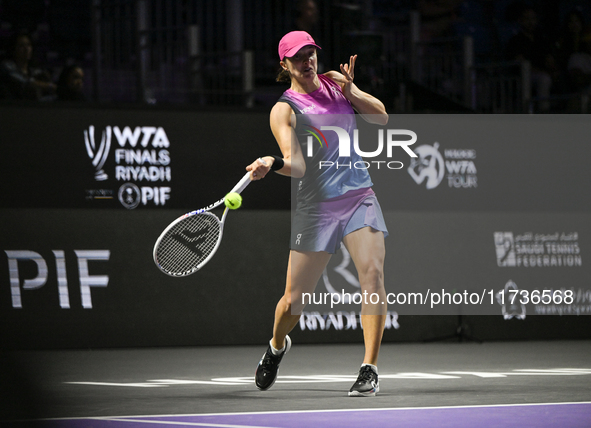 RIYADH, SAUDI ARABIA - NOVEMBER 03: Iga Swiatek of Poland during her match against Barbora Krejcikovas of Czech Republic on day 2 of the 202...