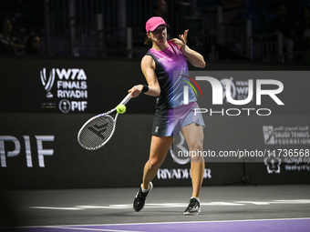 RIYADH, SAUDI ARABIA - NOVEMBER 03: Iga Swiatek of Poland during her match against Barbora Krejcikovas of Czech Republic on day 2 of the 202...