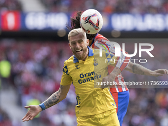 Oliver McBurnie of Las Palmas is in action during the La Liga 2024/25 match between Atletico de Madrid and Las Palmas at Riyadh Air Metropol...