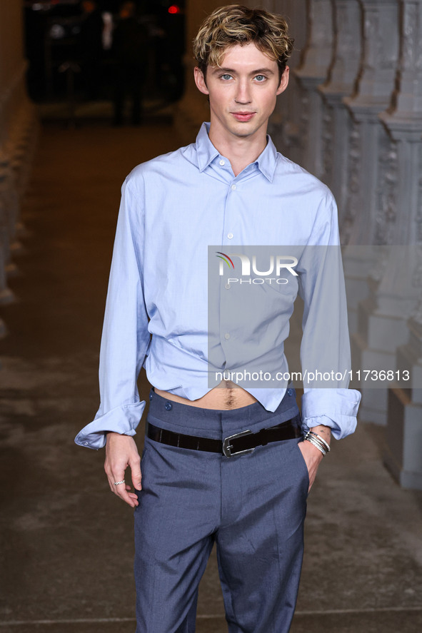 Troye Sivan arrives at the 13th Annual LACMA Art + Film Gala 2024 presented by Gucci held at the Los Angeles County Museum of Art on Novembe...