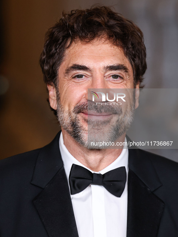 Javier Bardem wearing Gucci arrives at the 13th Annual LACMA Art + Film Gala 2024 presented by Gucci held at the Los Angeles County Museum o...