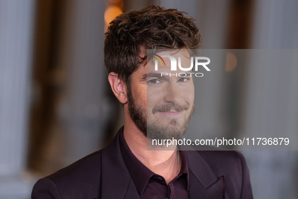 Andrew Garfield arrives at the 13th Annual LACMA Art + Film Gala 2024 presented by Gucci held at the Los Angeles County Museum of Art on Nov...