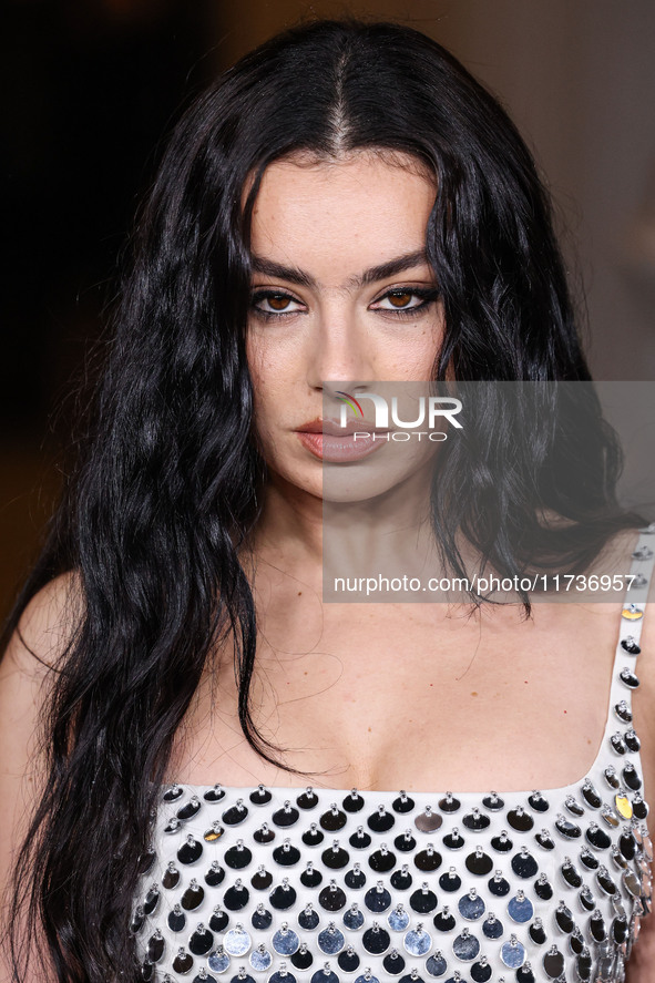 Charli XCX wearing Gucci arrives at the 13th Annual LACMA Art + Film Gala 2024 presented by Gucci held at the Los Angeles County Museum of A...