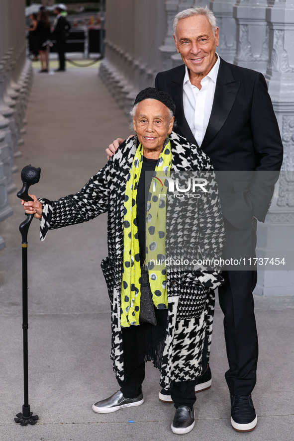 Betye Saar and Neil Lane arrive at the 13th Annual LACMA Art + Film Gala 2024 presented by Gucci held at the Los Angeles County Museum of Ar...