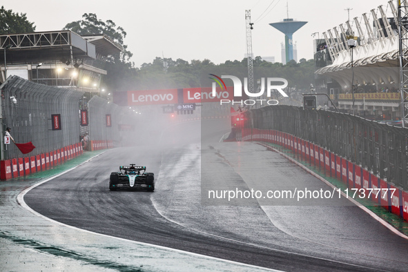 George Russell of the UK drives the (63) Mercedes-AMG Petronas F1 Team F1 W15 E Performance Mercedes during the Formula 1 Lenovo Grande Prem...