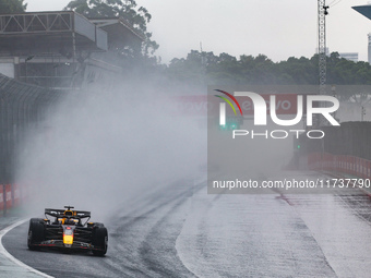 Max Verstappen of the Netherlands drives the Oracle Red Bull Racing RB20 Honda RBPT during the Formula 1 Lenovo Grande Premio De Sao Paulo 2...