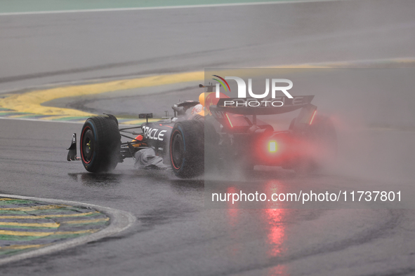 Max Verstappen of the Netherlands drives the Oracle Red Bull Racing RB20 Honda RBPT during the Formula 1 Lenovo Grande Premio De Sao Paulo 2...