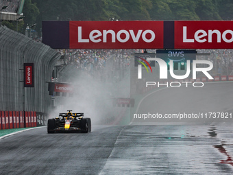 Max Verstappen of the Netherlands drives the Oracle Red Bull Racing RB20 Honda RBPT during the Formula 1 Lenovo Grande Premio De Sao Paulo 2...