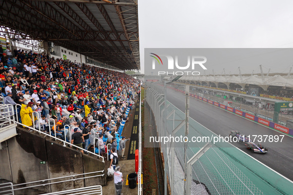 Liam Lawson of New Zealand drives the (30) Visa Cash app RB VCARB01 Honda RBPT during the Formula 1 Lenovo Grande Premio De Sao Paulo 2024 i...